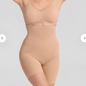 Honey Love SuperPower Short Shape wear Sculpting Size Large